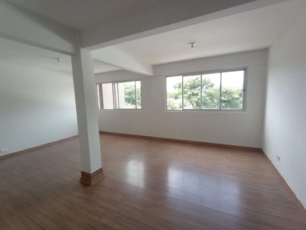 Apartamento para locacao no Merces em Curitiba com 147,00m² por R$ 2.500,00