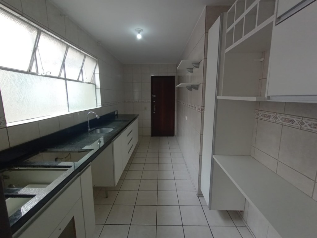 Apartamento para locacao no Merces em Curitiba com 147,00m² por R$ 2.500,00