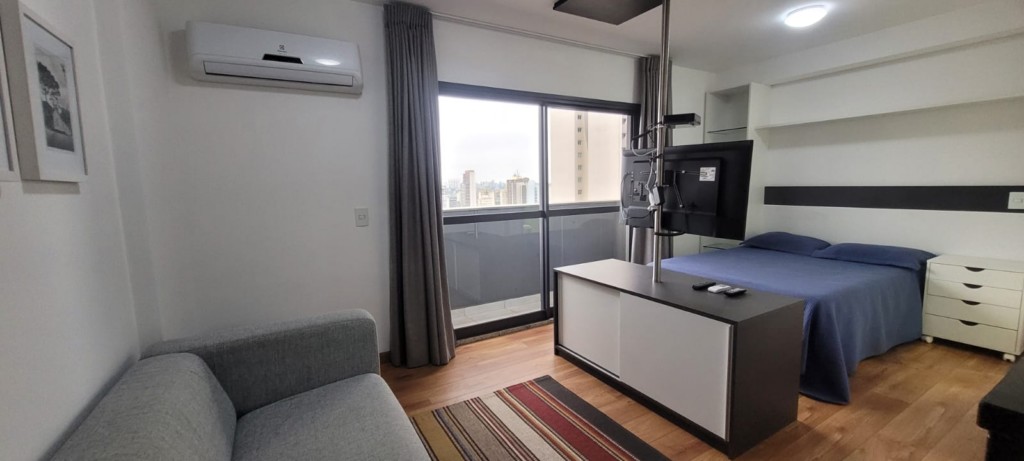 Apartamento para locacao no Centro em Curitiba com 59,10m² por R$ 2.700,00