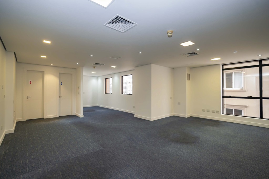 Imovel Comercial para locacao no Centro em Curitiba com 154,03m² por R$ 6.000,00