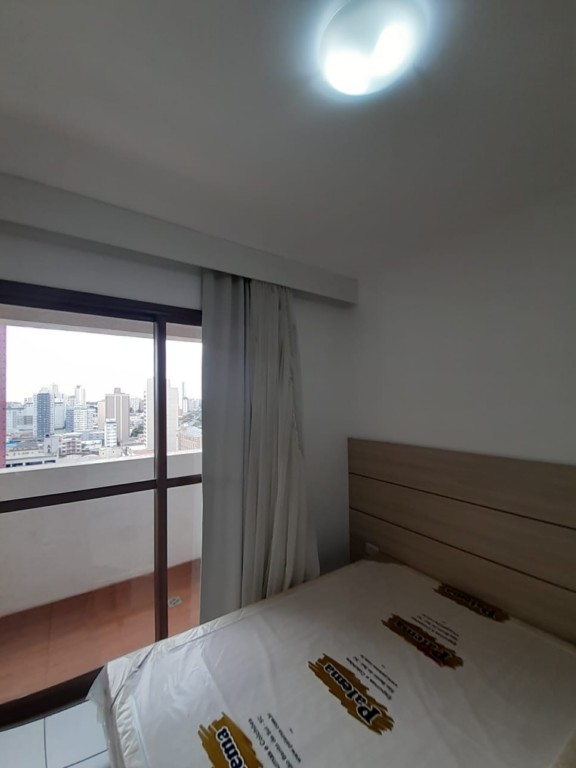 Apartamento para locacao no Centro em Curitiba com 38,20m² por R$ 1.900,00