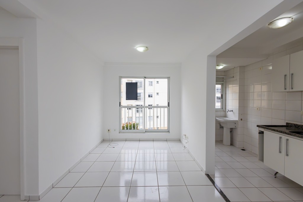 Apartamento para locacao no Ecoville em Curitiba com 85,10m² por R$ 2.400,00