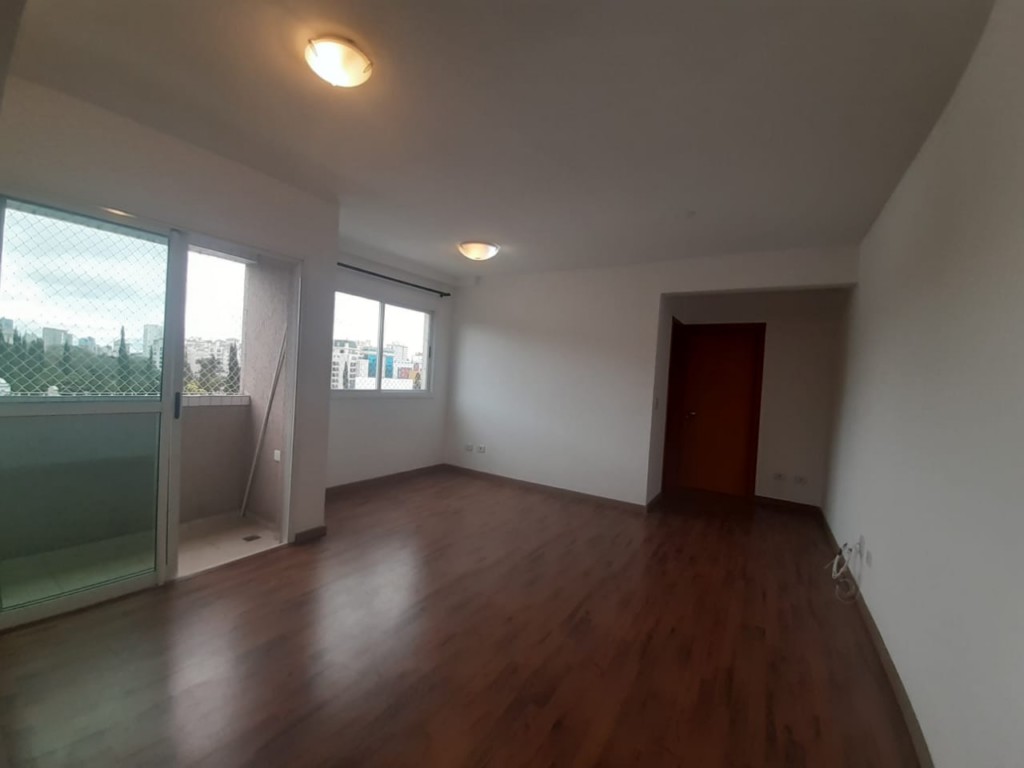 Apartamento para locacao no Alto da Gloria em Curitiba com 84,80m² por R$ 2.700,00