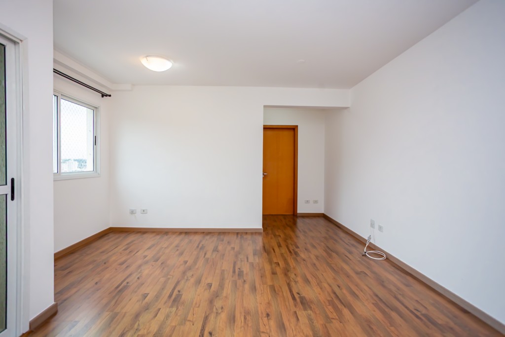 Apartamento para locacao no Alto da Gloria em Curitiba com 84,80m² por R$ 2.700,00