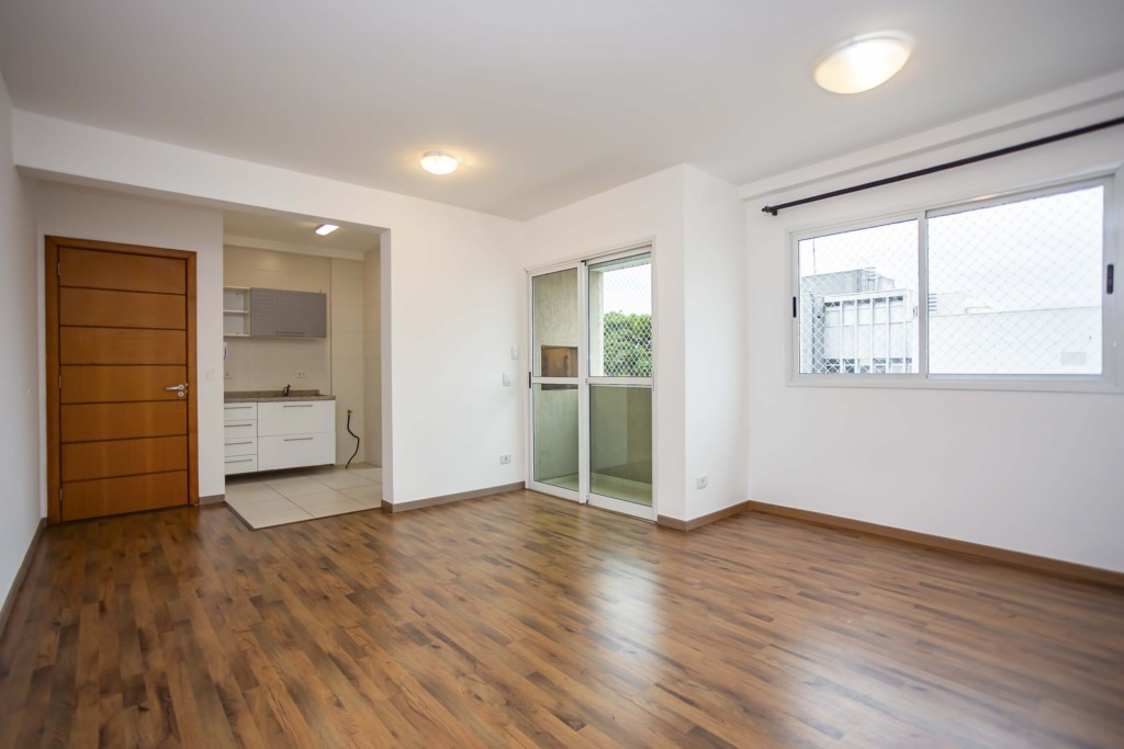 Apartamento para locacao no Alto da Gloria em Curitiba com 84,80m² por R$ 2.700,00