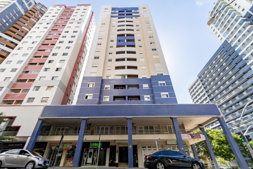 Apartamento para locacao no Bigorrilho em Curitiba com 158,60m² por R$ 3.900,00