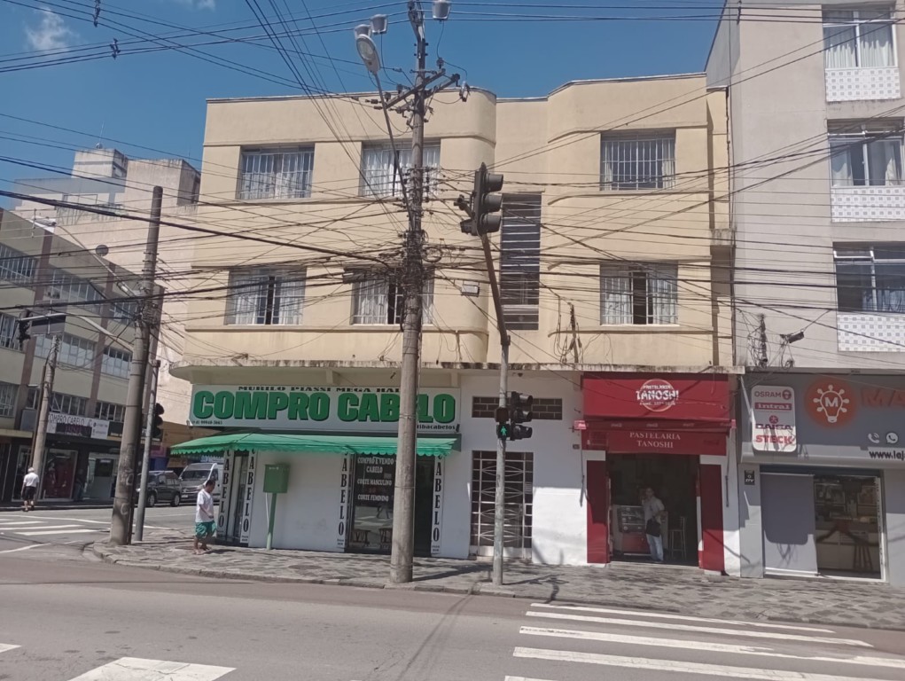 Apartamento para locacao no Centro em Curitiba com 75,00m² por R$ 1.850,00