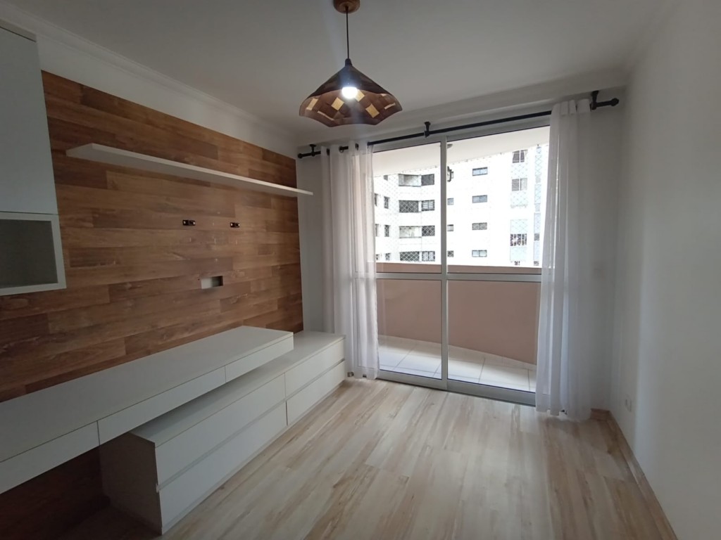 Apartamento para locacao no Bigorrilho em Curitiba com 68,58m² por R$ 2.600,00