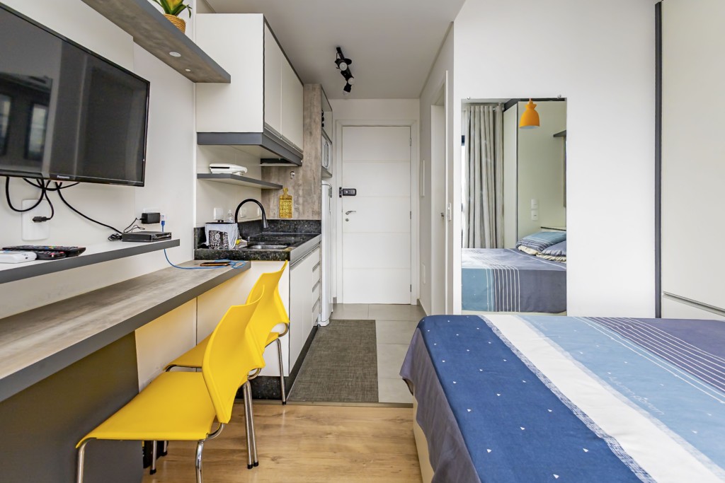 Apartamento para locacao no Rebouças em Curitiba com 32,83m² por R$ 1.950,00