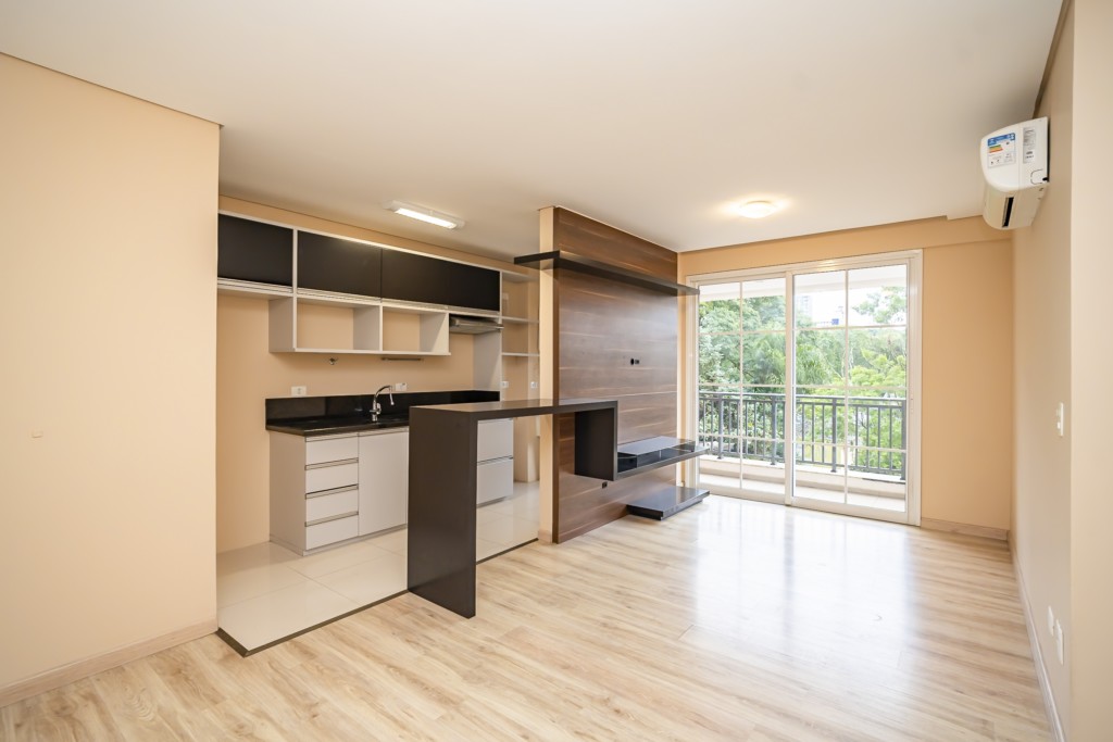 Apartamento para locacao no Merces em Curitiba com 131,10m² por R$ 4.000,00