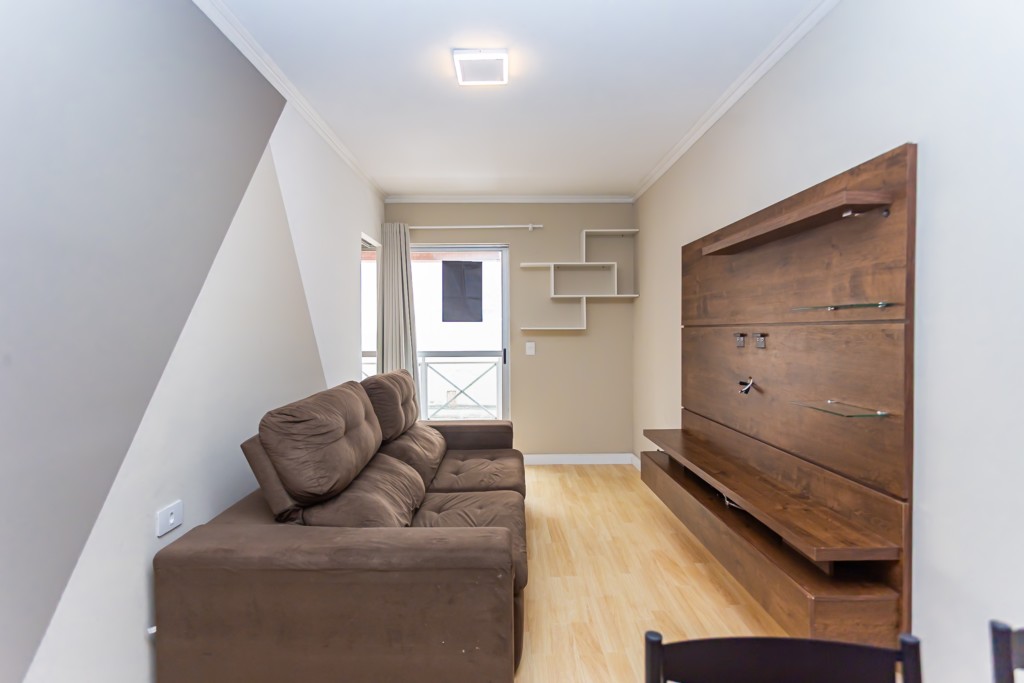 Apartamento para locacao no Centro em Curitiba com 55,67m² por R$ 2.200,00