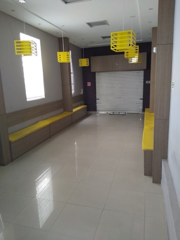 Loja para locacao no Centro em Curitiba com 108,00m² por R$ 3.900,00