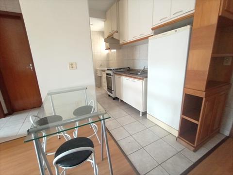 Apartamento para locacao no Centro em Curitiba com 60,00m² por R$ 1.500,00