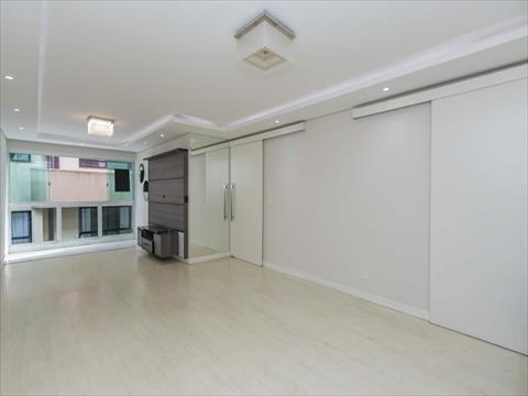 Apartamento para locacao no Portao em Curitiba com 77,43m² por R$ 2.700,00