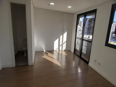 Imovel Comercial para locacao no Centro em Curitiba com 44,42m² por R$ 1.300,00