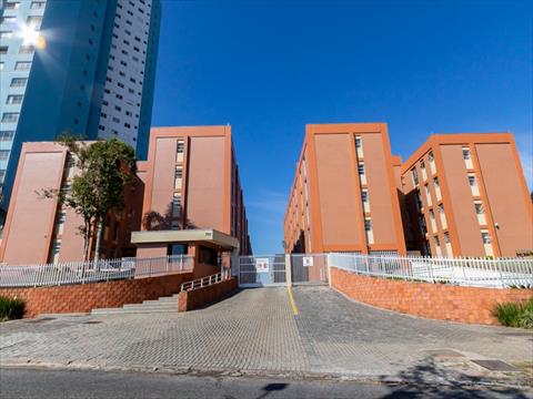 Apartamento para locacao no Cristo Rei em Curitiba com 76,95m² por R$ 2.000,00