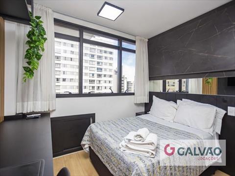 Apartamento para locacao no Centro em Curitiba com 18m² por R$ 2.500,00