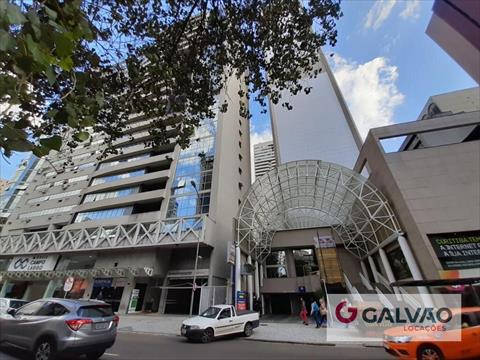 Loja para locacao no Centro em Curitiba com 200m² por R$ 6.000,00