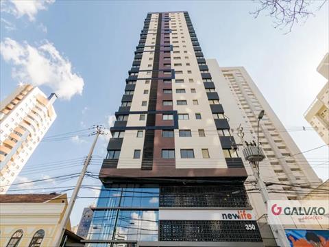 Apartamento para locacao no Centro em Curitiba com 34m² por R$ 2.800,00