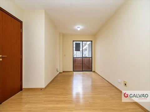Apartamento para locacao no Cristo Rei em Curitiba com 78m² por R$ 2.700,00