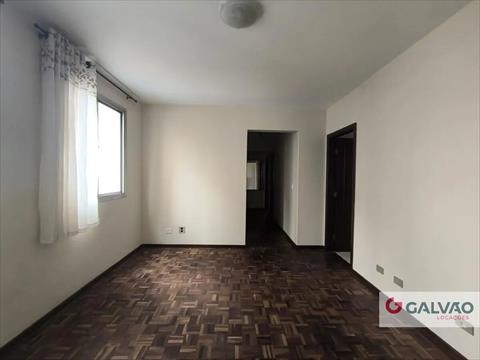 Apartamento para locacao no Batel em Curitiba com 72m² por R$ 2.400,00