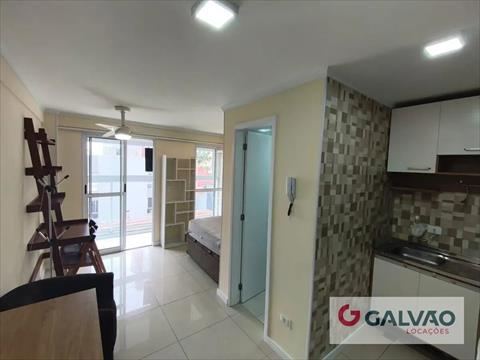 Studio para locacao no Cristo Rei em Curitiba com 30m² por R$ 1.900,00