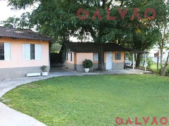 Casa para venda no Bom Retiro em Curitiba com 339m² por R$ 1.600.000,00