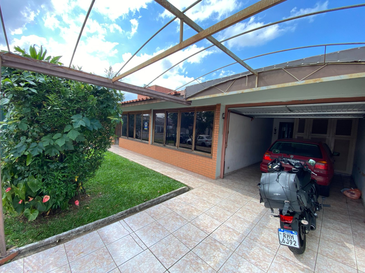 Casa para venda no Rebouças em Curitiba com 282,40m² por R$ 2.200.000,00