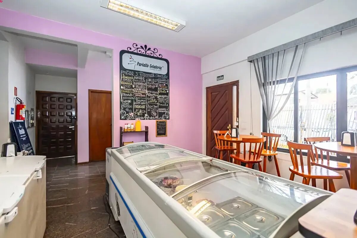 Casa Residencial para venda no Bacacheri em Curitiba com 260m² por R$ 1.650.000,00