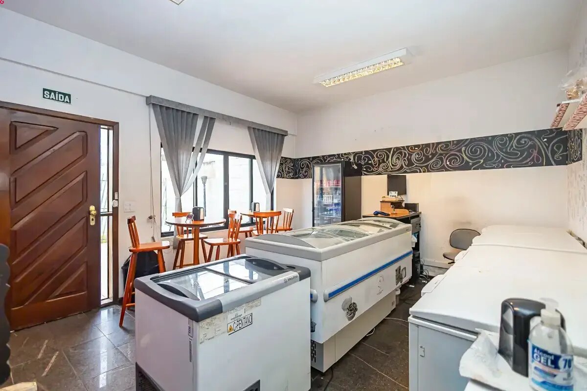 Casa Residencial para venda no Bacacheri em Curitiba com 260m² por R$ 1.650.000,00