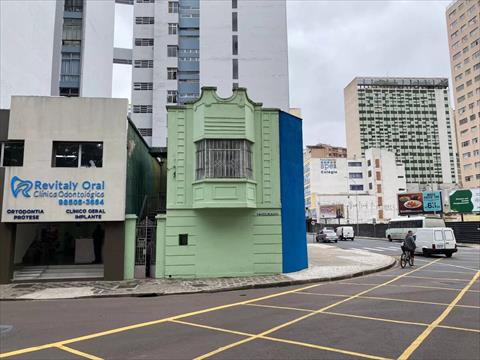 Casa para venda no Centro em Curitiba com 257m² por R$ 950.000,00