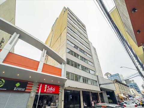 Apartamento para venda no Centro em Curitiba com 140,00m² por R$ 450.000.000,00