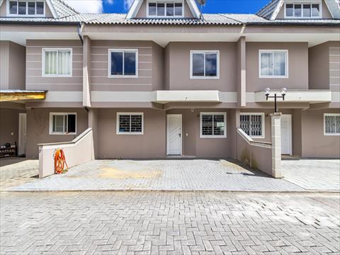 Sobrado para venda no Boqueirão em Curitiba com 124m² por R$ 670.000,00