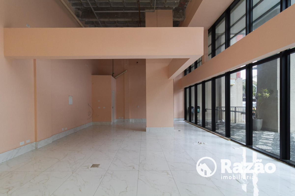 Loja para locacao no Centro em Curitiba com 174,84m² por R$ 3.500,00