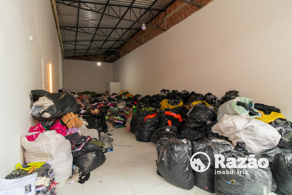 Loja para locacao no Centro em Curitiba com 150,00m² por R$ 12.000,00
