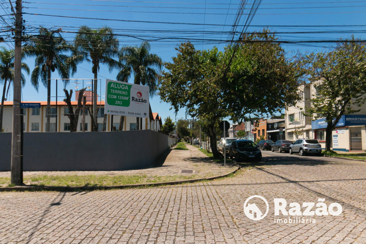 Terreno para locacao no Rebouças em Curitiba com 1.250,00m² por R$ 7.000,00