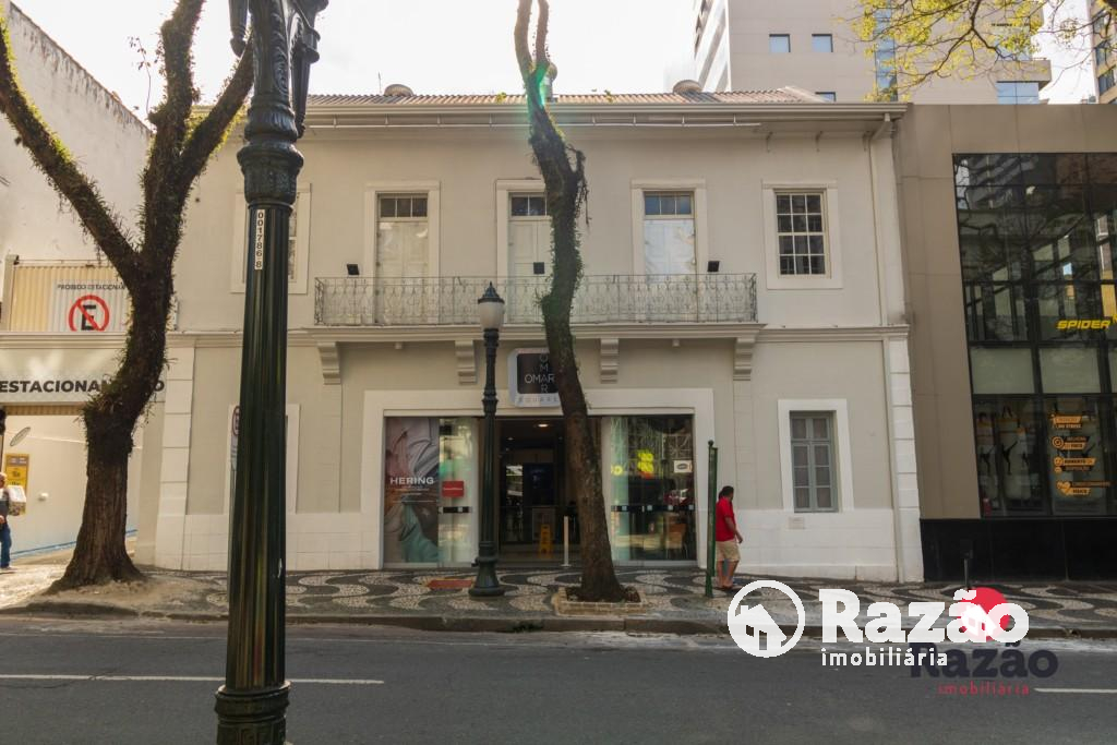 Loja para locacao no Centro em Curitiba com 65,70m² por R$ 1.970,00