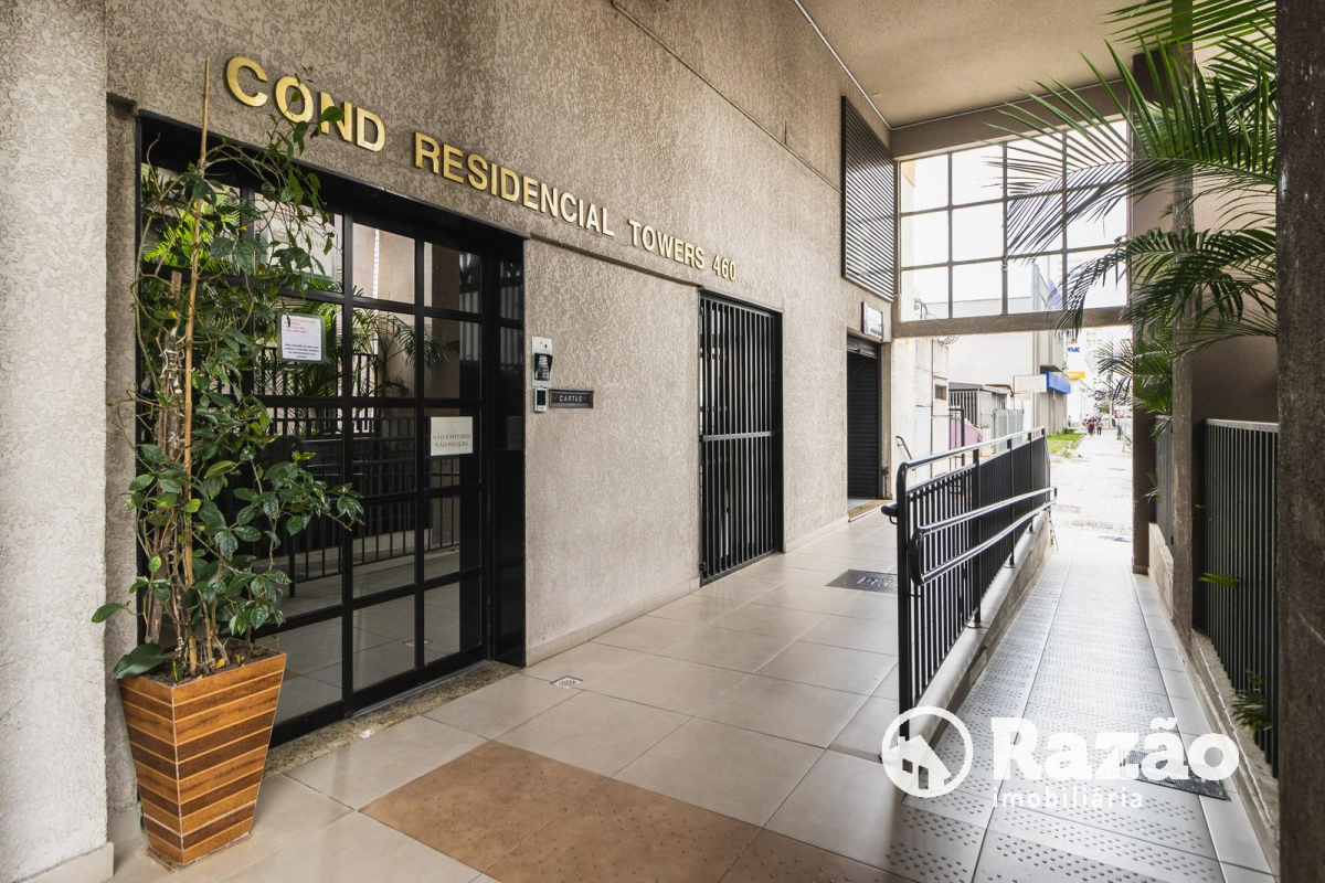 Apartamento para venda no Centro em Curitiba com 65,48m² por R$ 300.000,00