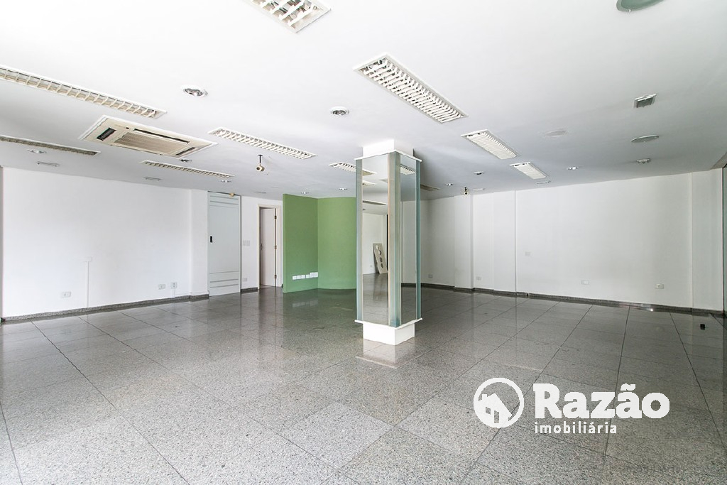 Loja para locacao no Alto da Rua XV em Curitiba com 213,43m² por R$ 12.400,00