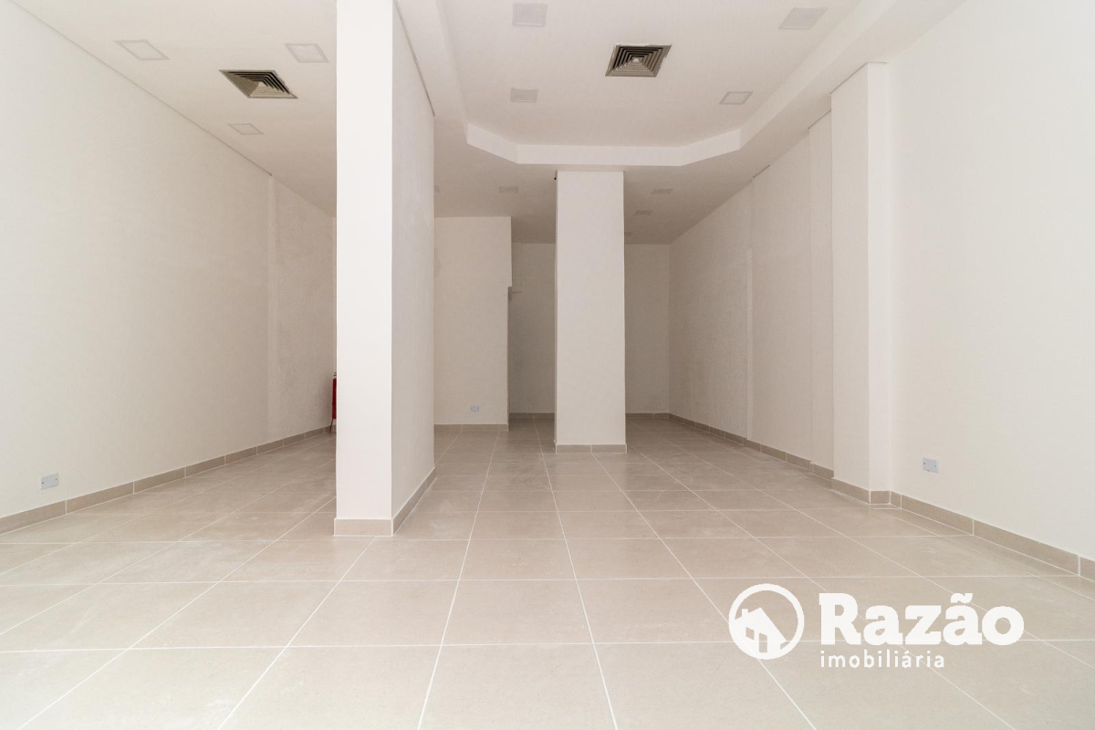 Loja para locacao no Centro em Curitiba com 60,00m² por R$ 3.500,00