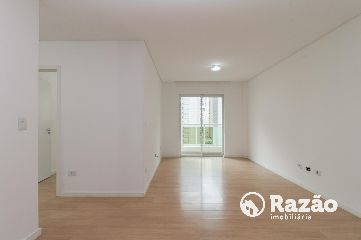 Apartamento para locacao no Bigorrilho em Curitiba com 160m² por R$ 2.990,00