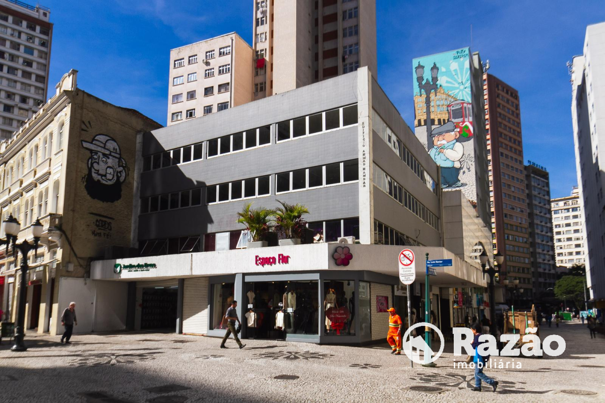 Imóveis Comerciais para locacao no Centro em Curitiba com 442m² por R$ 12.000,00