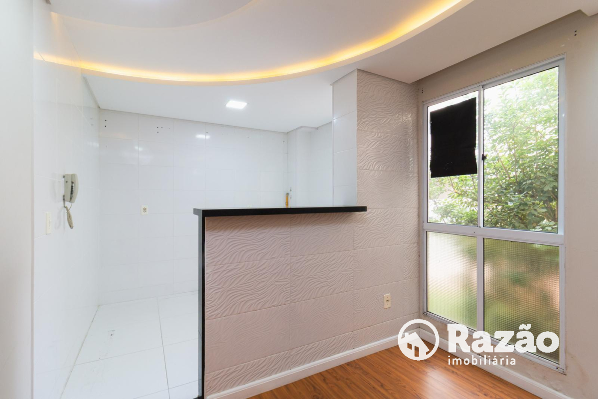 Apartamento para locacao no Santa Cândida em Curitiba com 77,86m² por R$ 1.500,00