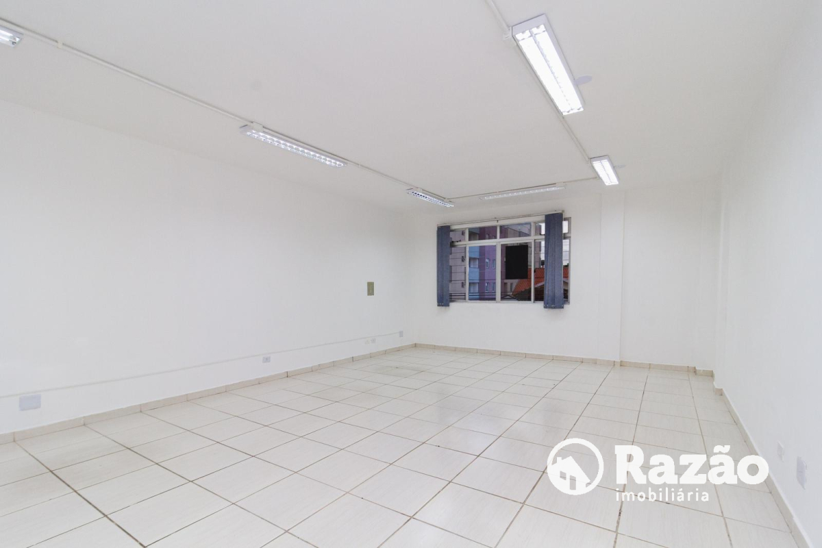 Imóveis Comerciais para locacao no Rebouças em Curitiba com 47m² por R$ 1.000,00