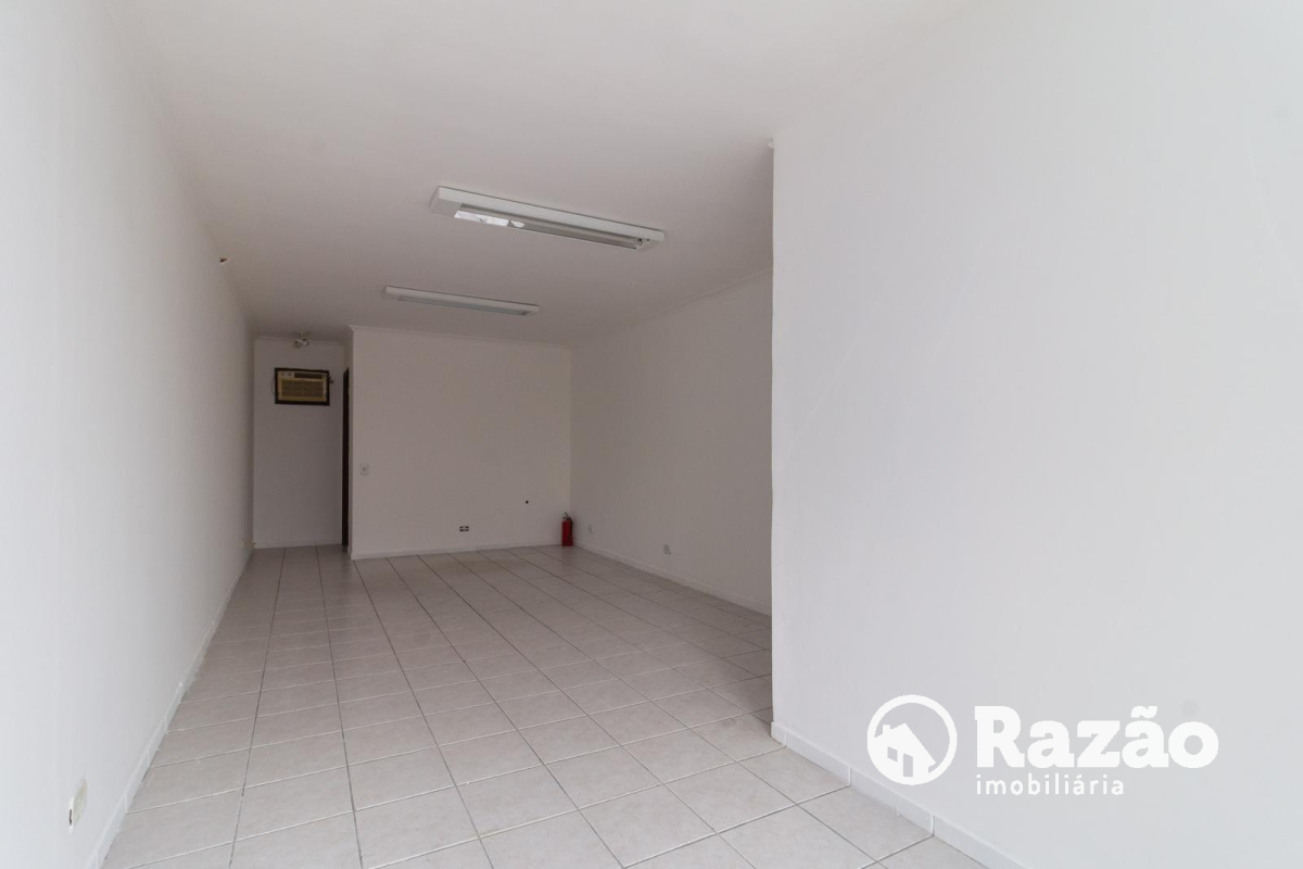 Imovel Comercial para locacao no Boa Vista em Curitiba com 27,00m² por R$ 1.200,00