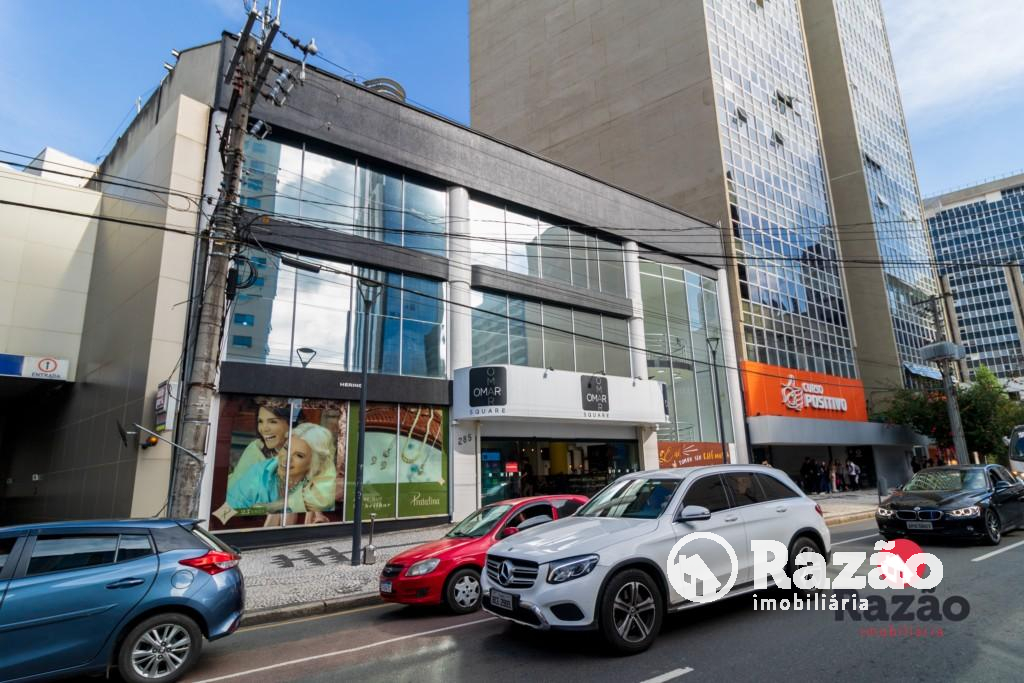 Loja para locacao no Centro em Curitiba com 61,00m² por R$ 1.830,00