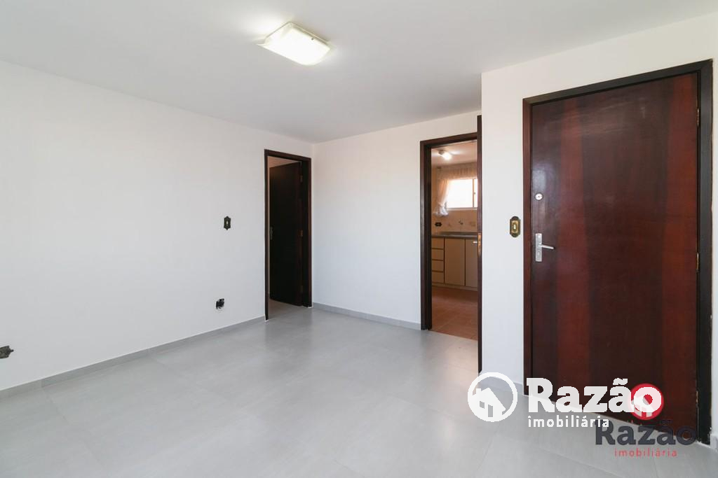 Apartamento para locacao no Novo Mundo em Curitiba com 90,00m² por R$ 1.700,00