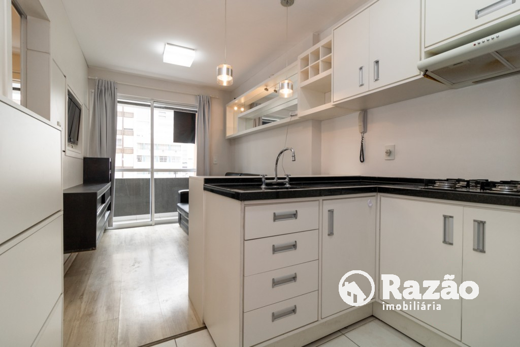 Apartamento para locacao no Centro em Curitiba com 47,07m² por R$ 2.600,00