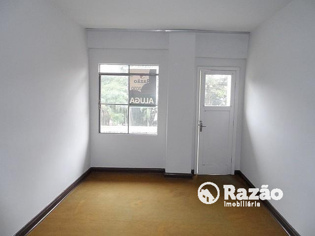 Apartamento para locacao no Centro em Curitiba com 67,20m² por R$ 2.200,00