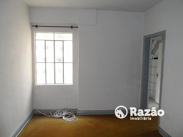 Apartamento para locacao no Centro em Curitiba com 67,20m² por R$ 2.200,00